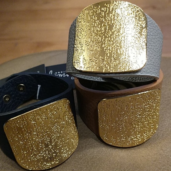 🇨🇦 Set of 3 Vegan Leather Wrist Cuffs - Picture 3 of 5